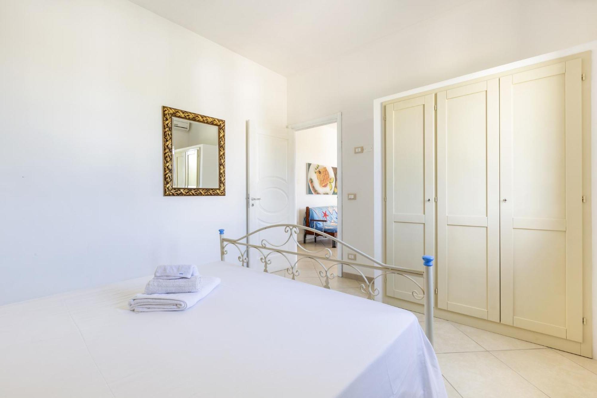 Gli Archi Family Residence Torre Pali Esterno foto