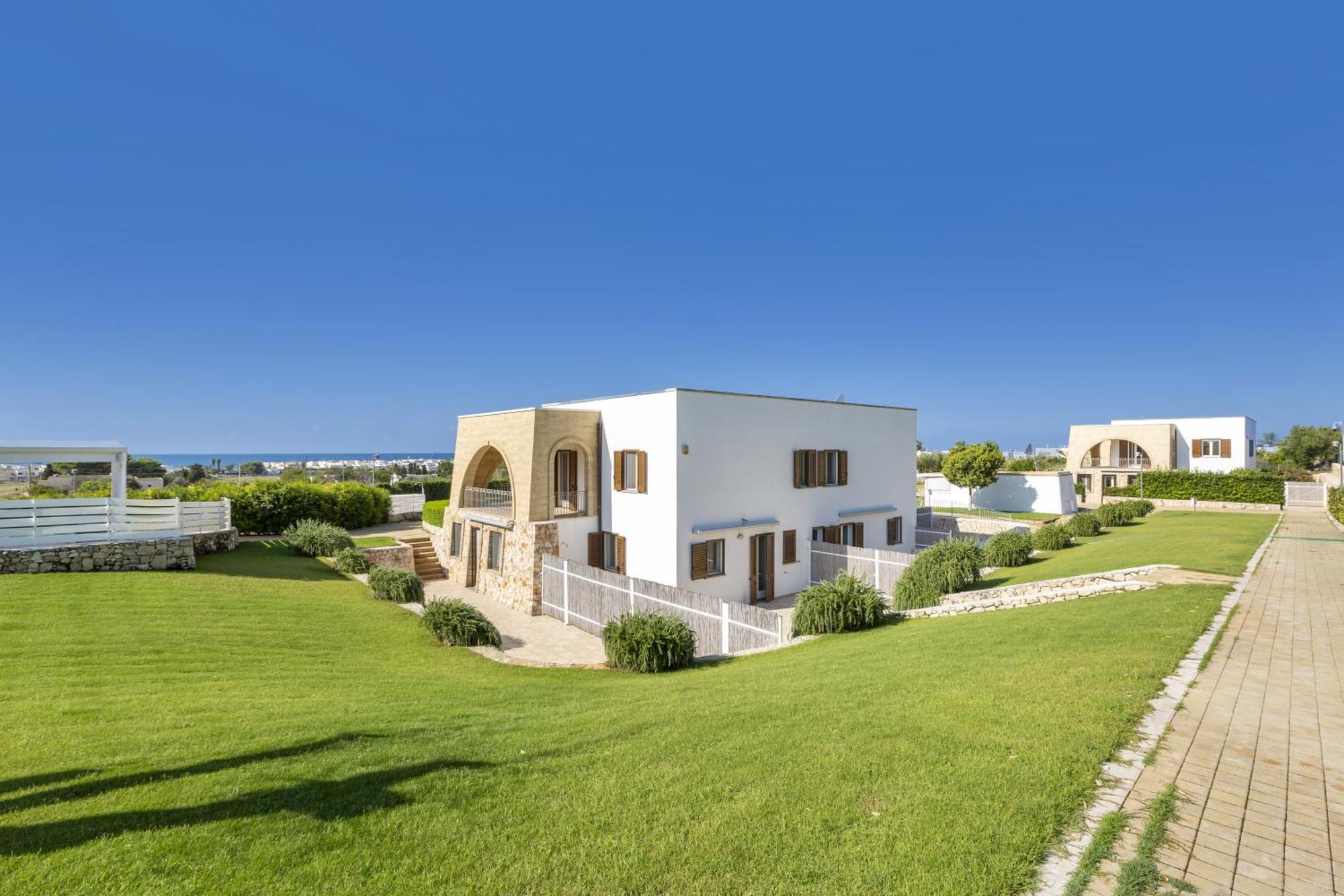 Gli Archi Family Residence Torre Pali Esterno foto