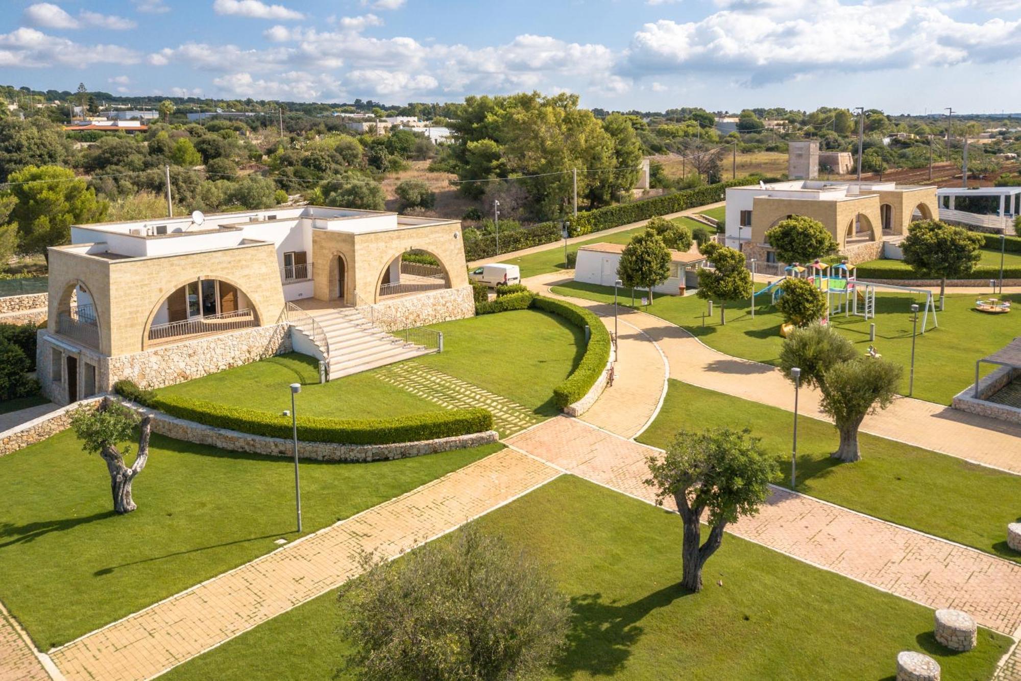 Gli Archi Family Residence Torre Pali Esterno foto